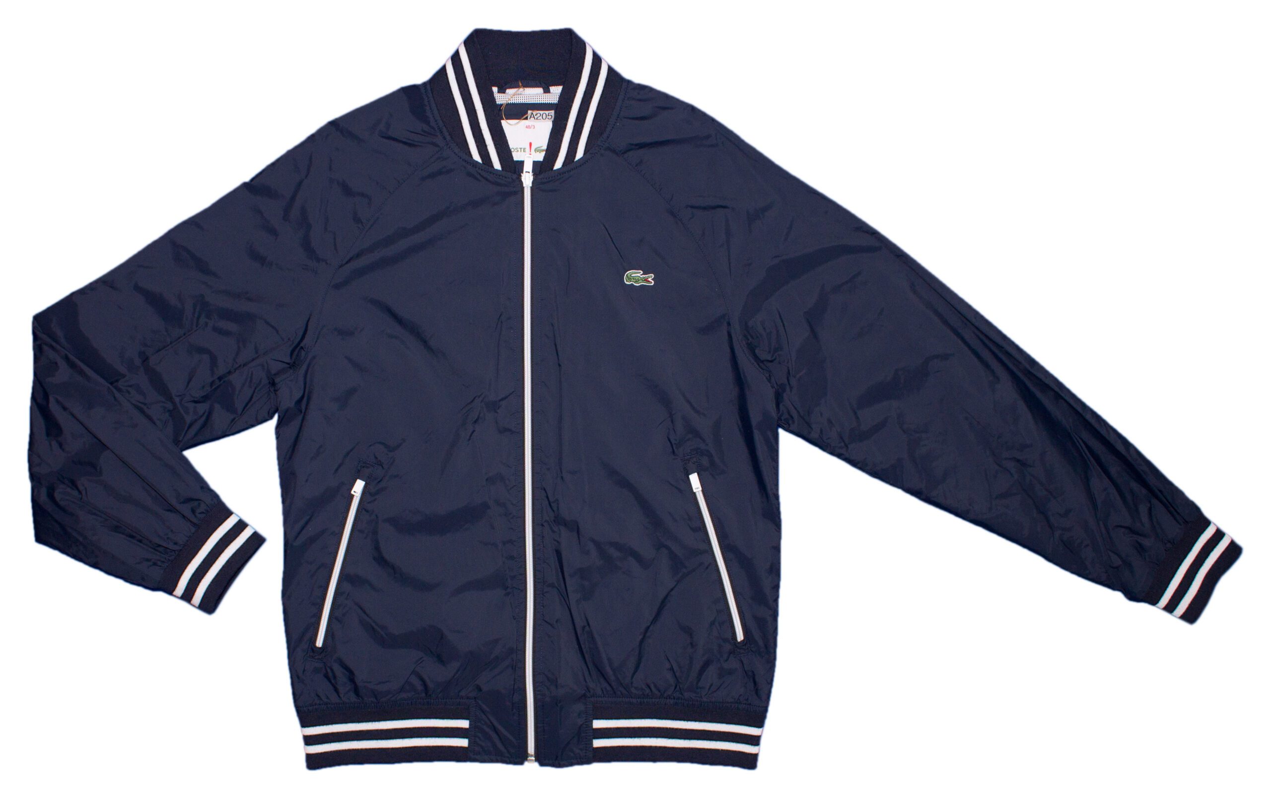 Pet Breed: Chaqueta Lacoste. T-S